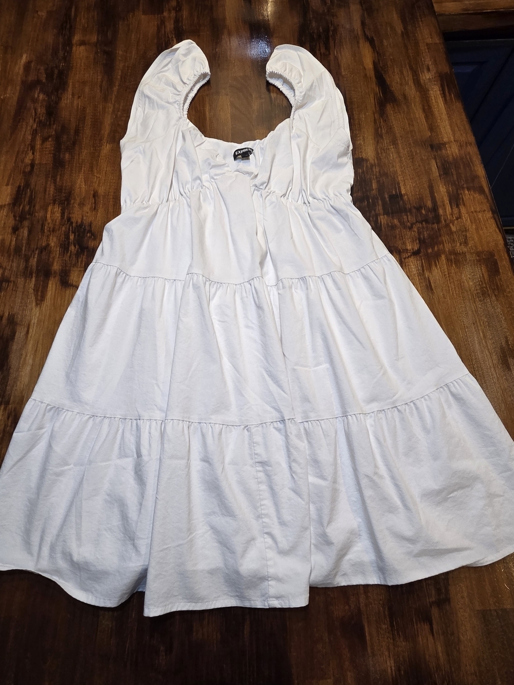 Express White Tiered Sundress Flutter Sleeves Sz M Clean Girl Tomatogirl Summer